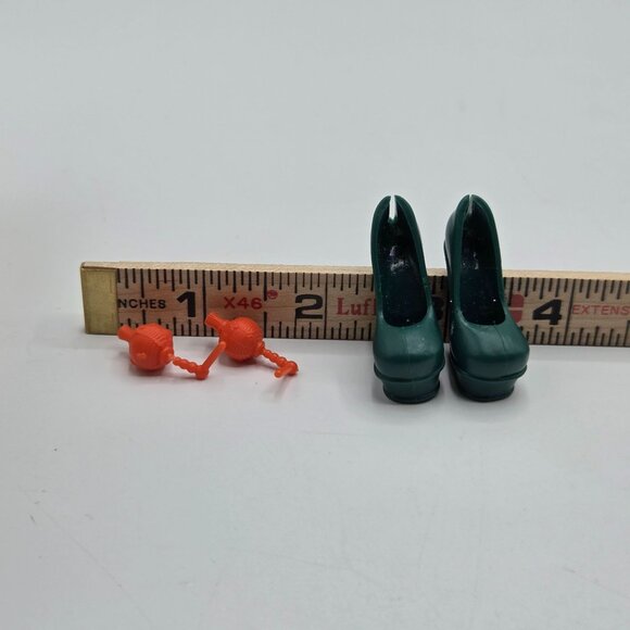 Monster High Doll Scarah Screams I Love Fashion Green Heels & Jinafire Long Scar - Picture 2 of 3